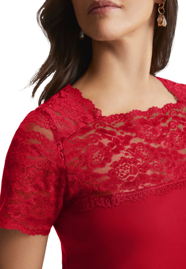 Stretch Lace Neckline Top image number 3