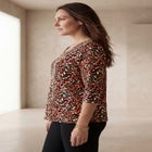 Stretch Cotton V-Neck Tee image number 2