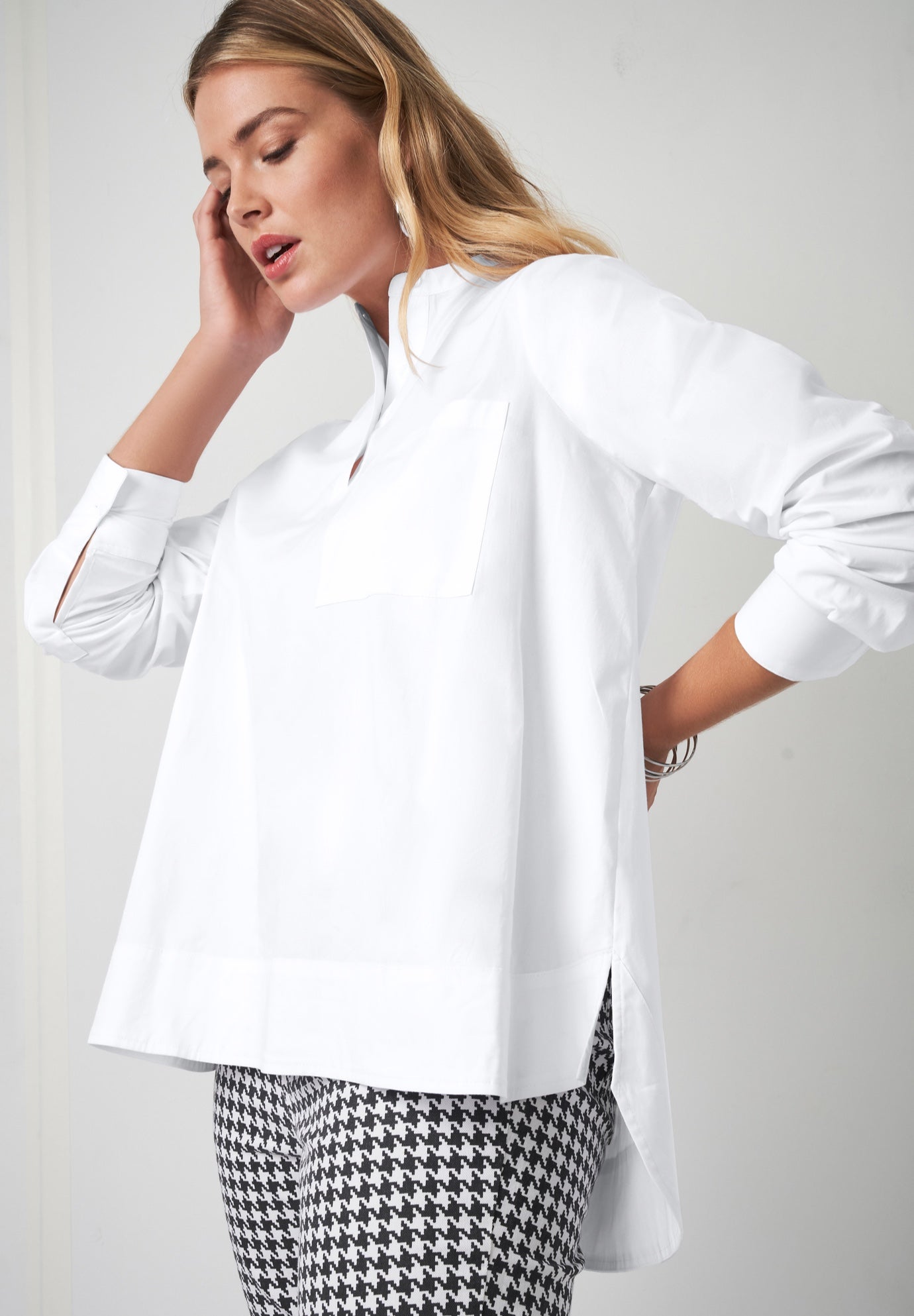 Poplin Hi-Low Henley Tunic image number 4