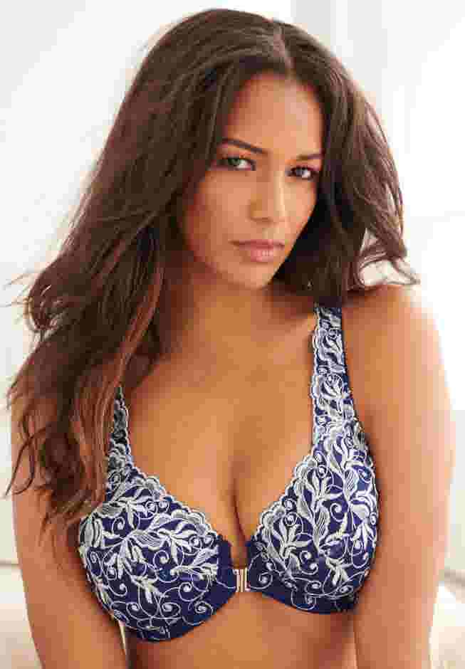Embroidered Front-Close Underwire Bra image number 4
