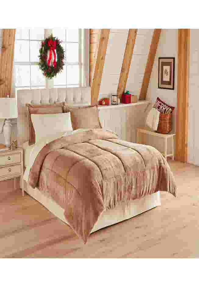 BH Studio Microfleece Comforter image number 0