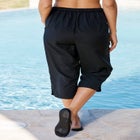 Taslon&reg; Cover Up Capri Pant image number null