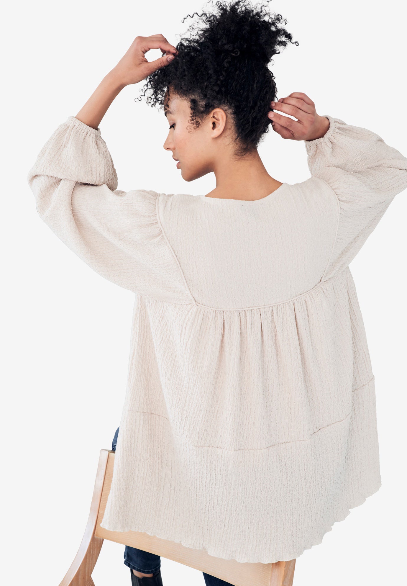 Keyhole Tiered Textured Knit Tunic image number 1