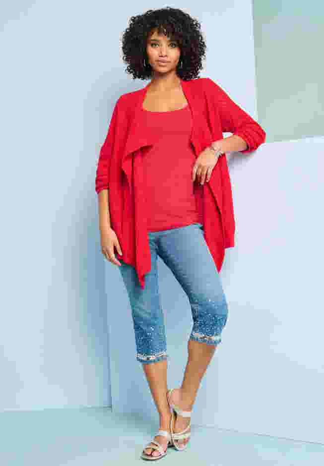 Sequin Trim Straight Leg Capri Jean image number 4