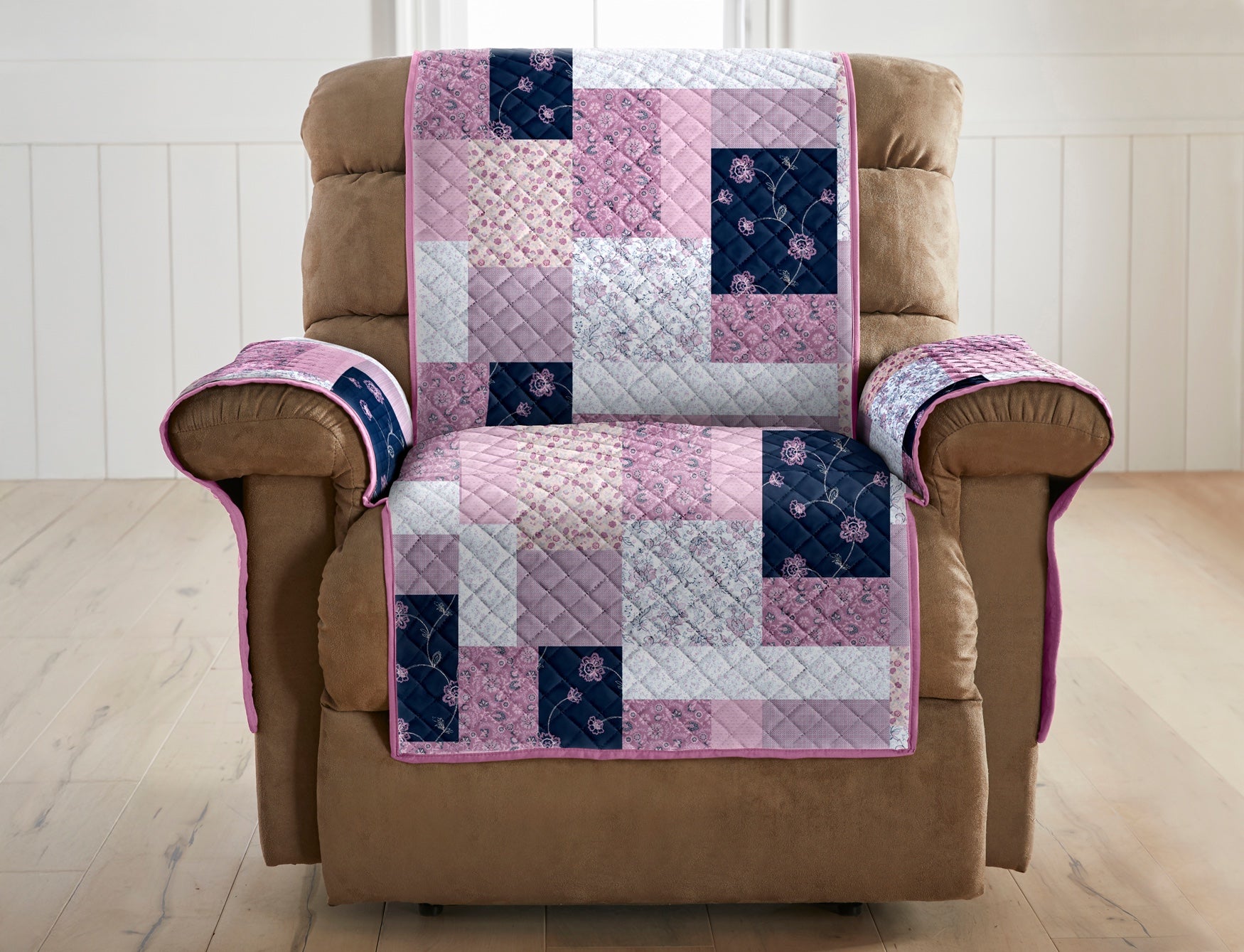 Printed Faux Patchwork Recliner Protector image number 0