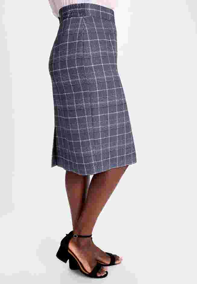 Tummy Control Bi-Stretch Pencil Skirt image number 2