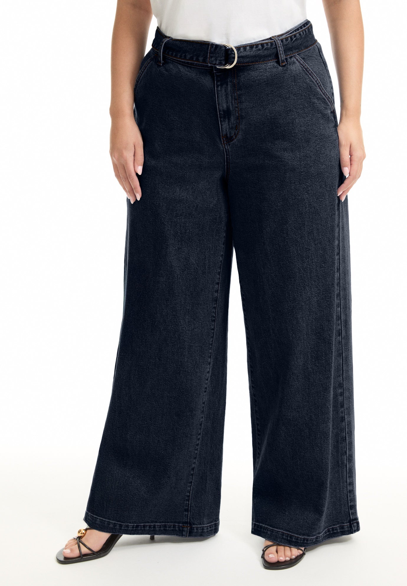Curvie Fit High-Waisted Wide-Leg Utility Jean image number 1