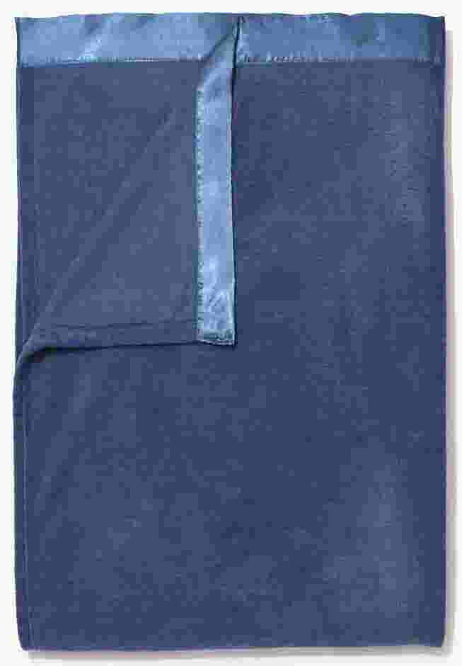 BH Studio Luca XL Blanket image number 0