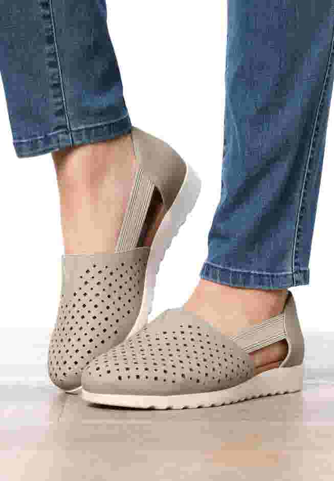 The Zoe Slip On Flat image number 10