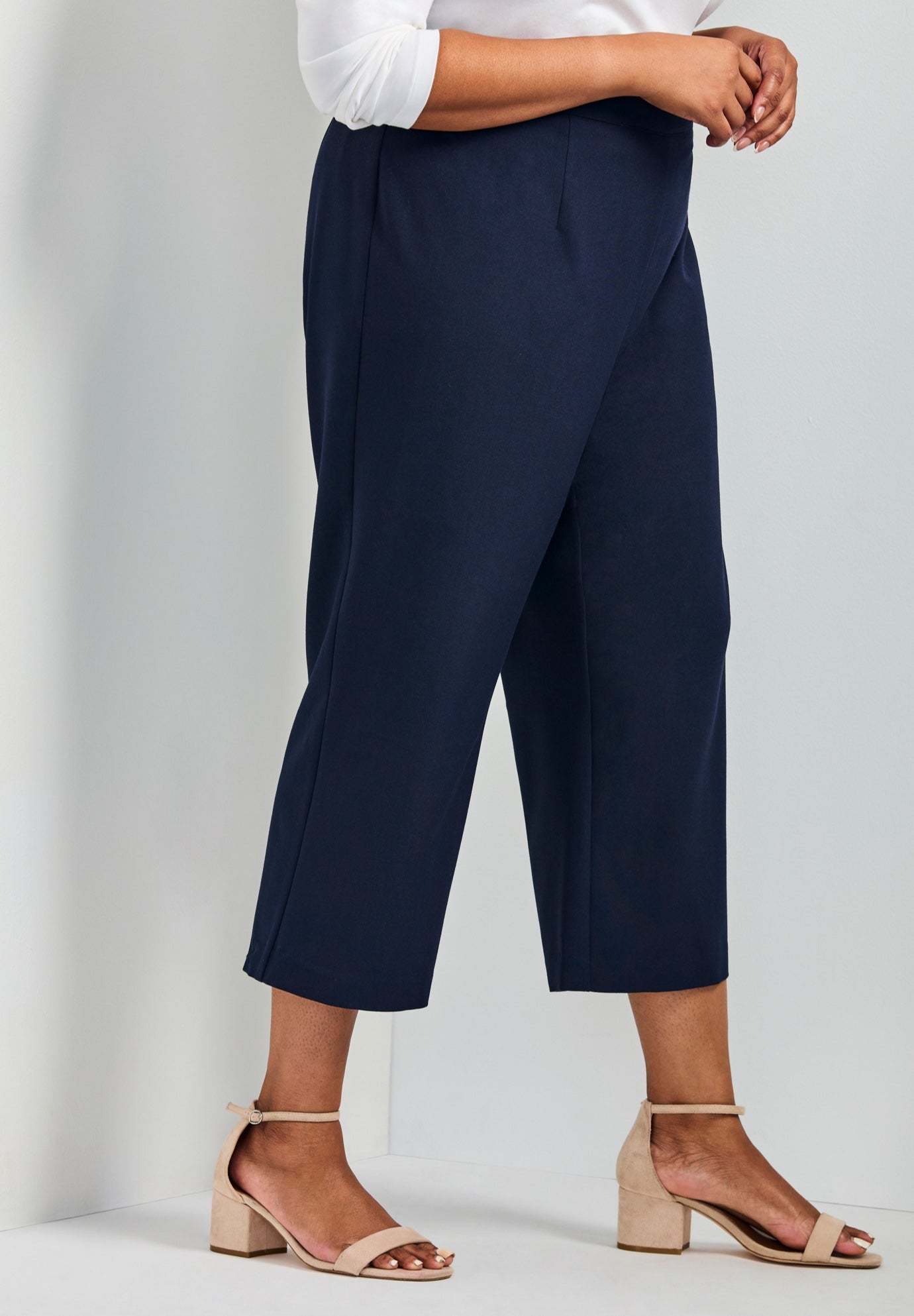 Cool Hand Crop Pant image number 2