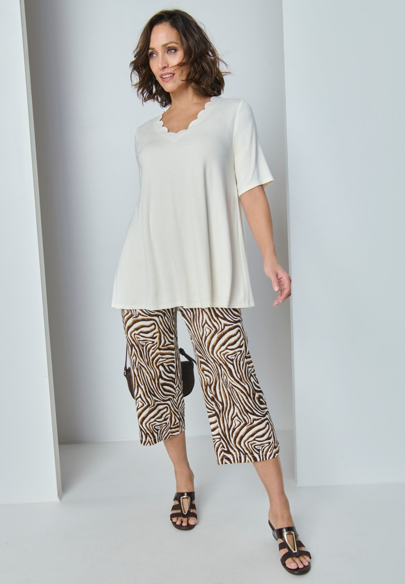 Everyday Stretch Knit Wide Leg Crop Pant image number 0
