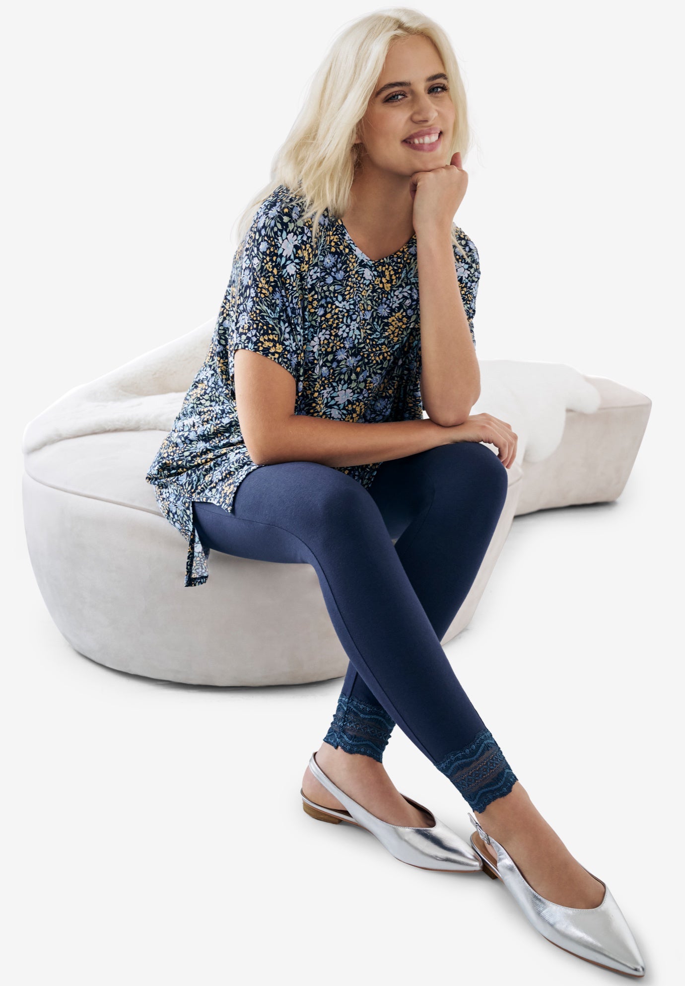 Scallop Lace Hem Leggings image number 1