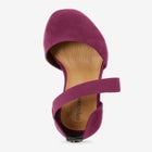 The Camilla Pump  image number null