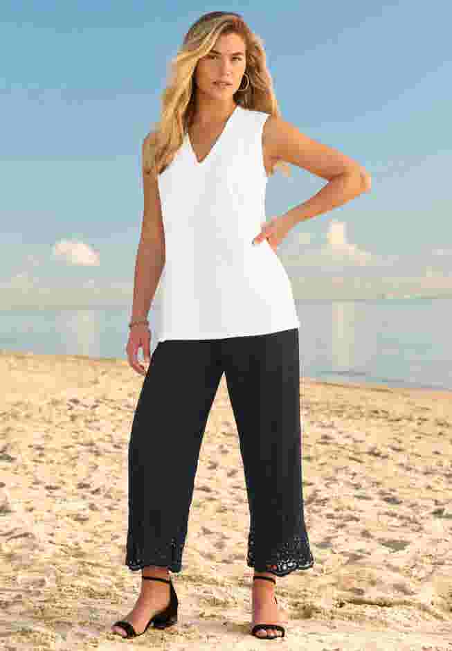 Ultrasmooth® Fabric V Neck Tank image number 3