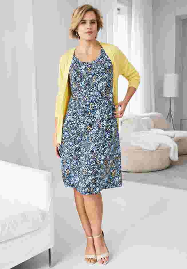 Sleeveless Knit Fit and Flare Knit Dress image number 2