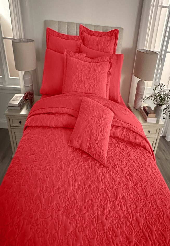 Anna Bedspread image number 5