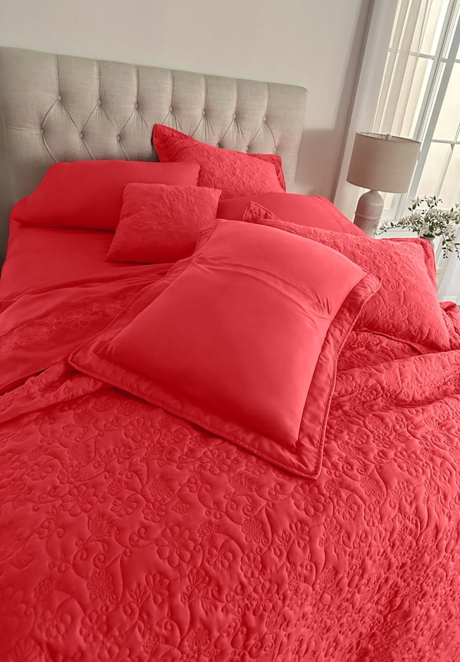 Anna Bedspread image number 11