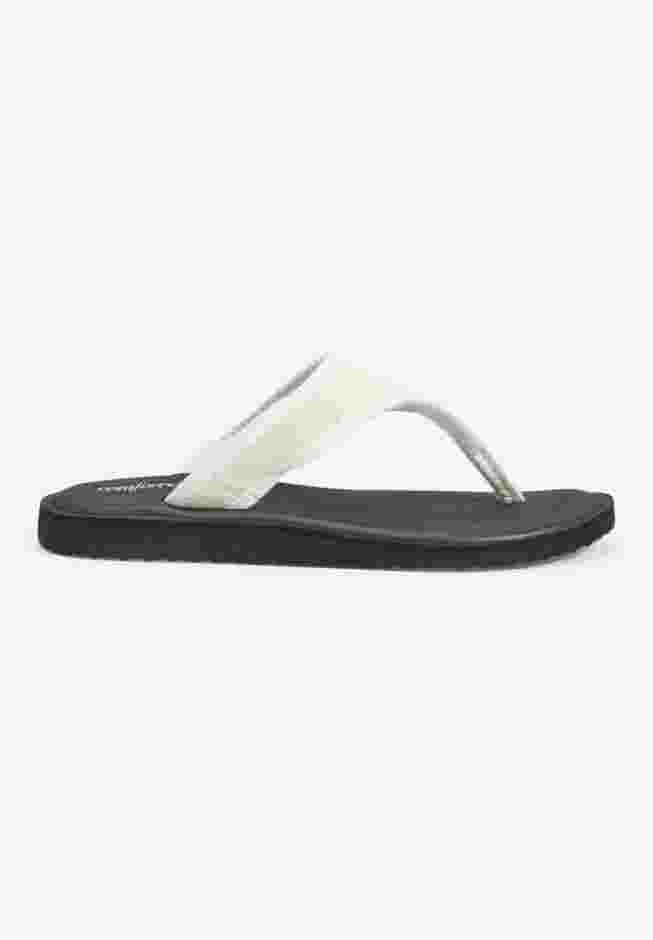The Sylvia Soft Footbed Thong Slip On Sandal image number 3