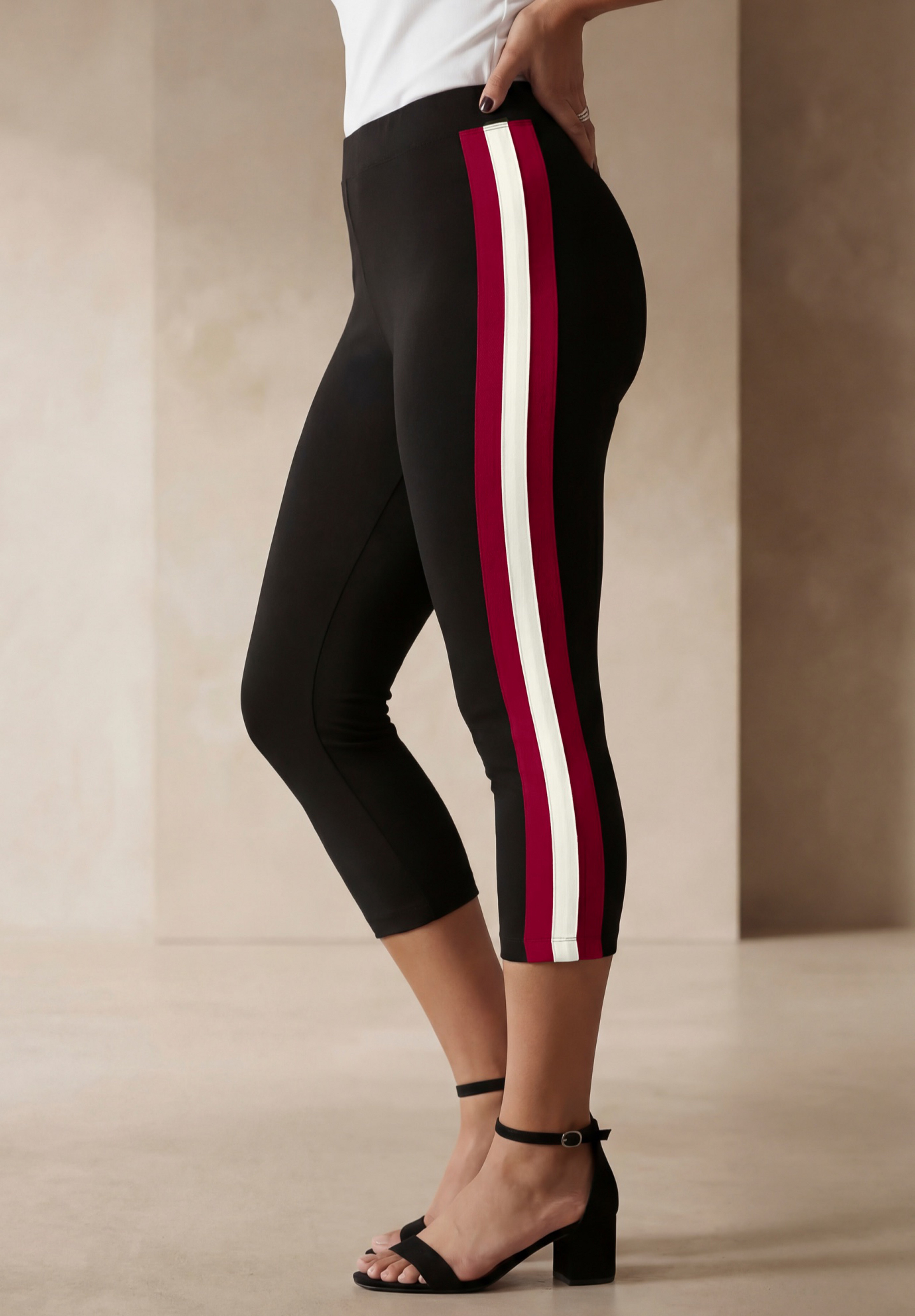 Everyday Stretch Cotton Capri Legging image number 1
