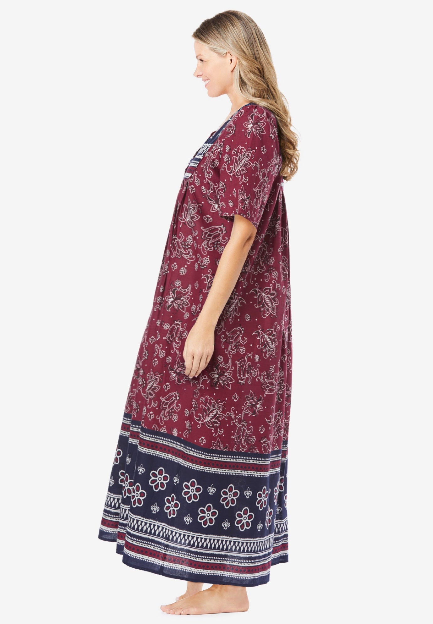 Bib Front Lounger image number 2