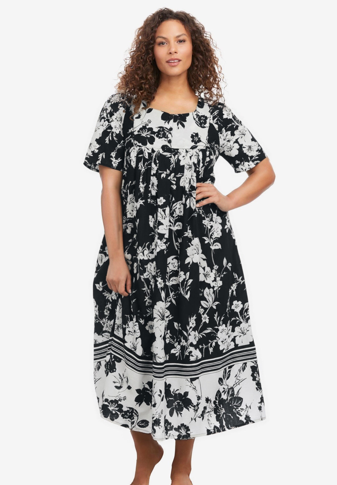 Bib Front Lounger image number 0