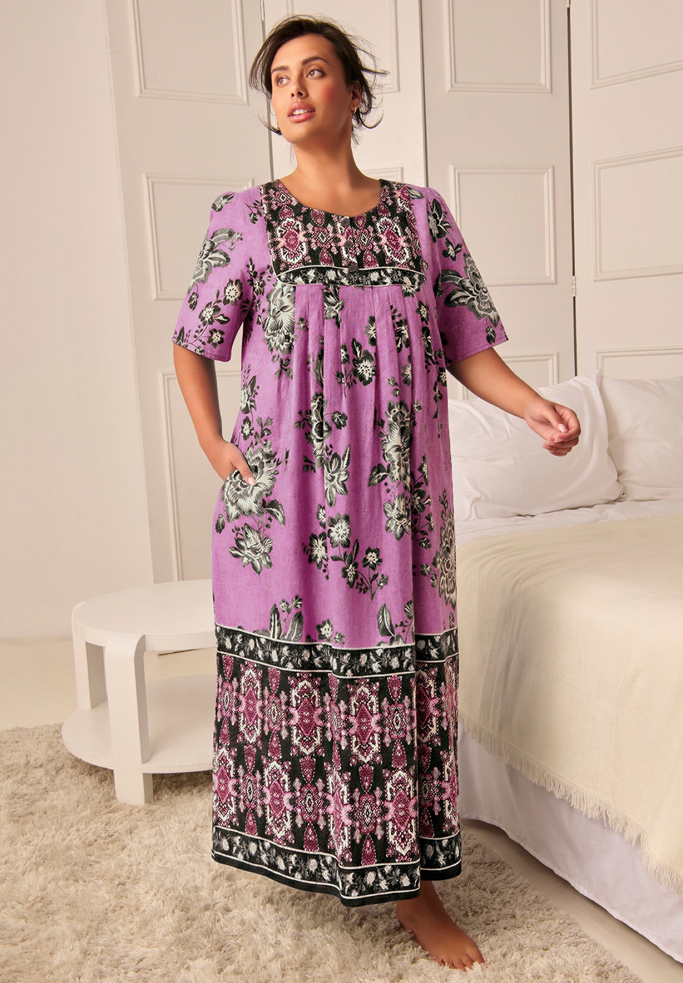 Bib-Front Short Sleeve Maxi Lounger image number 0