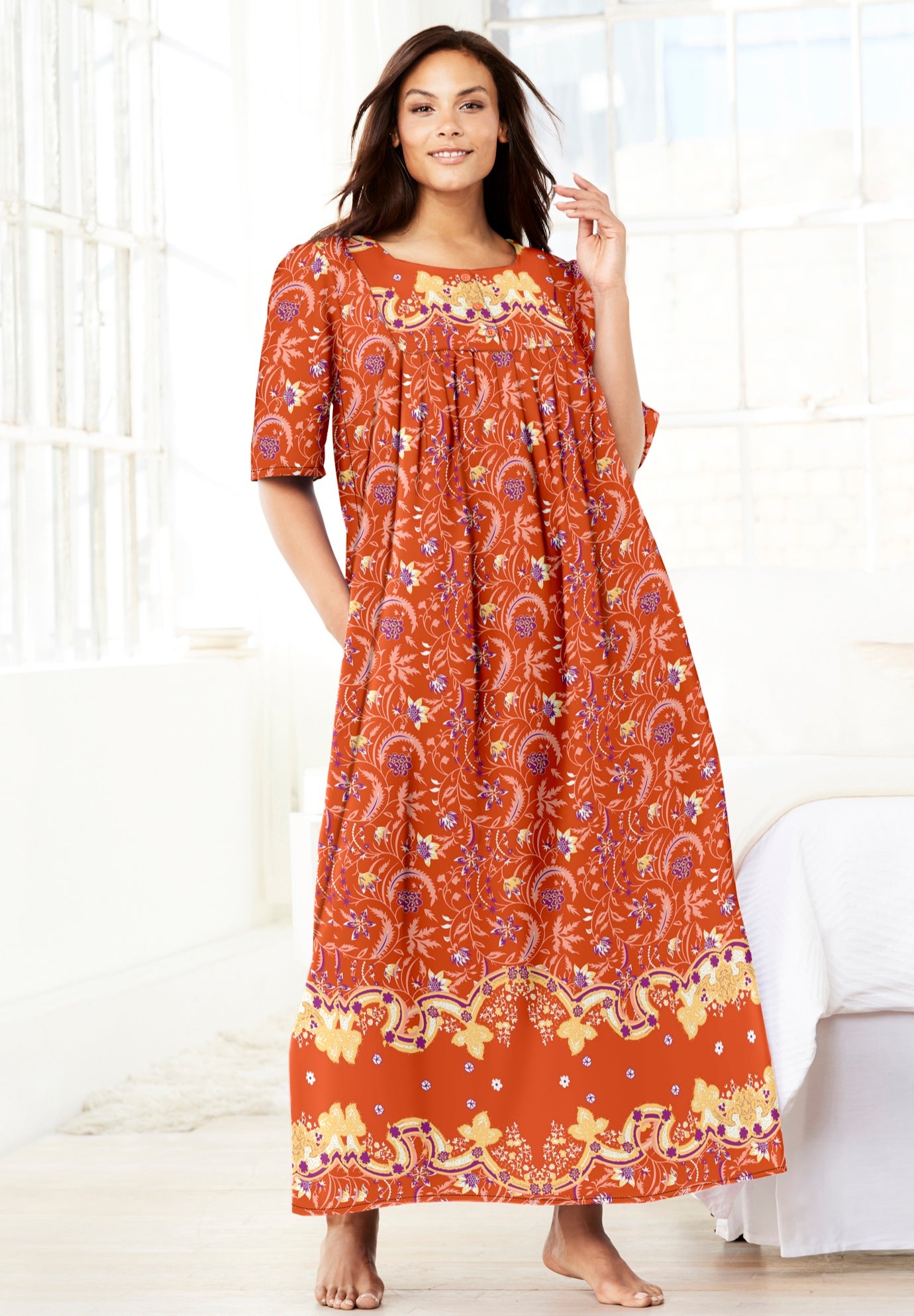 Bib Front Lounger image number 0