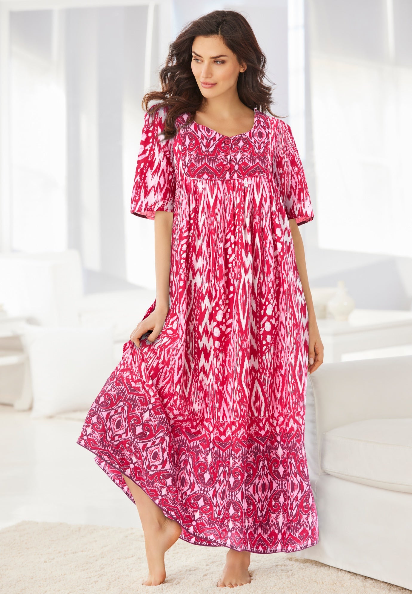 Bib Front Lounger image number 0