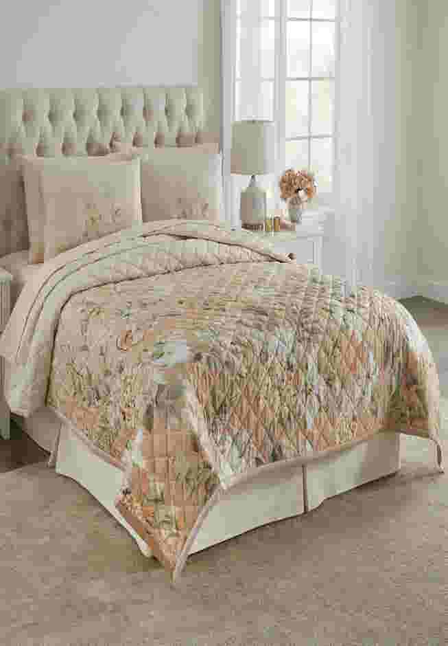 Franchine Quilt Set image number 0