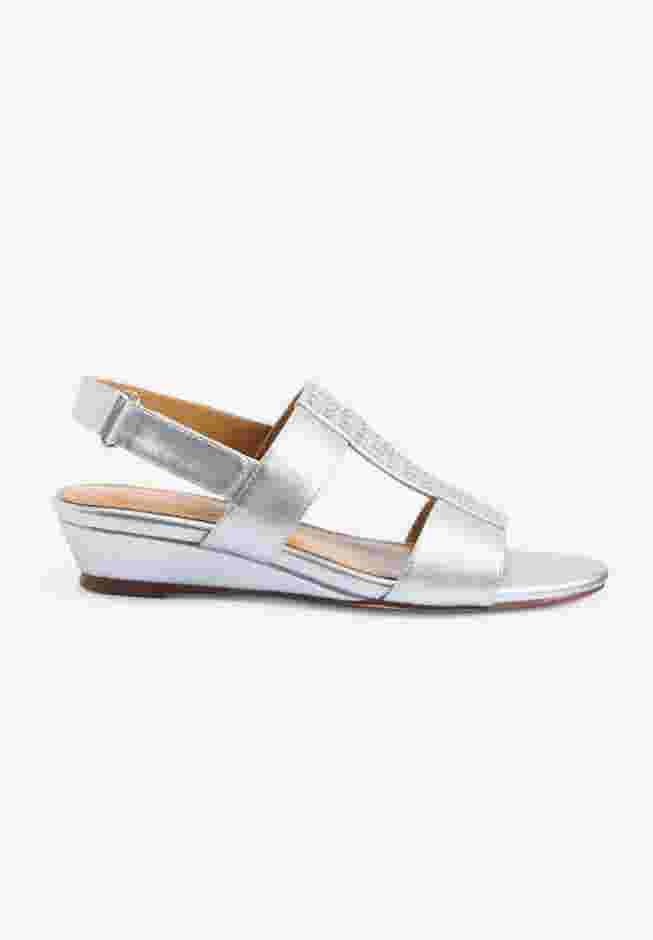 The Lila Sandal image number 3