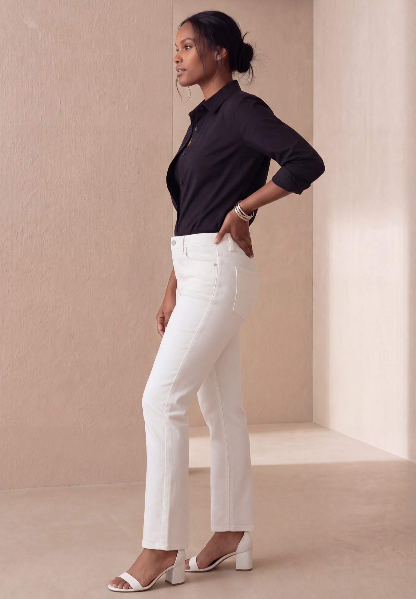 True Fit Stretch Denim Straight Leg Jean image number 1
