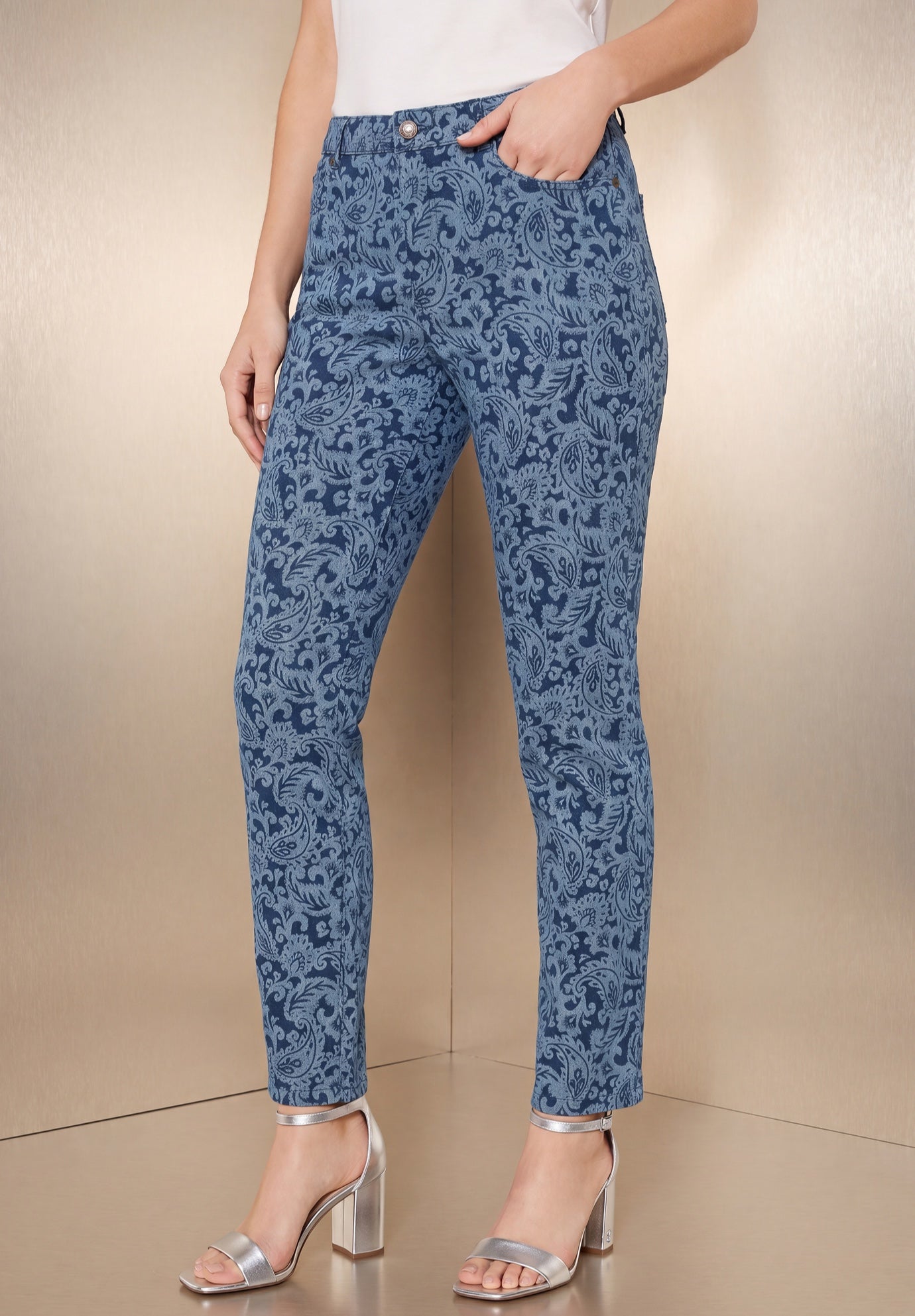 True Fit Stretch Denim Straight Leg Jean image number 0