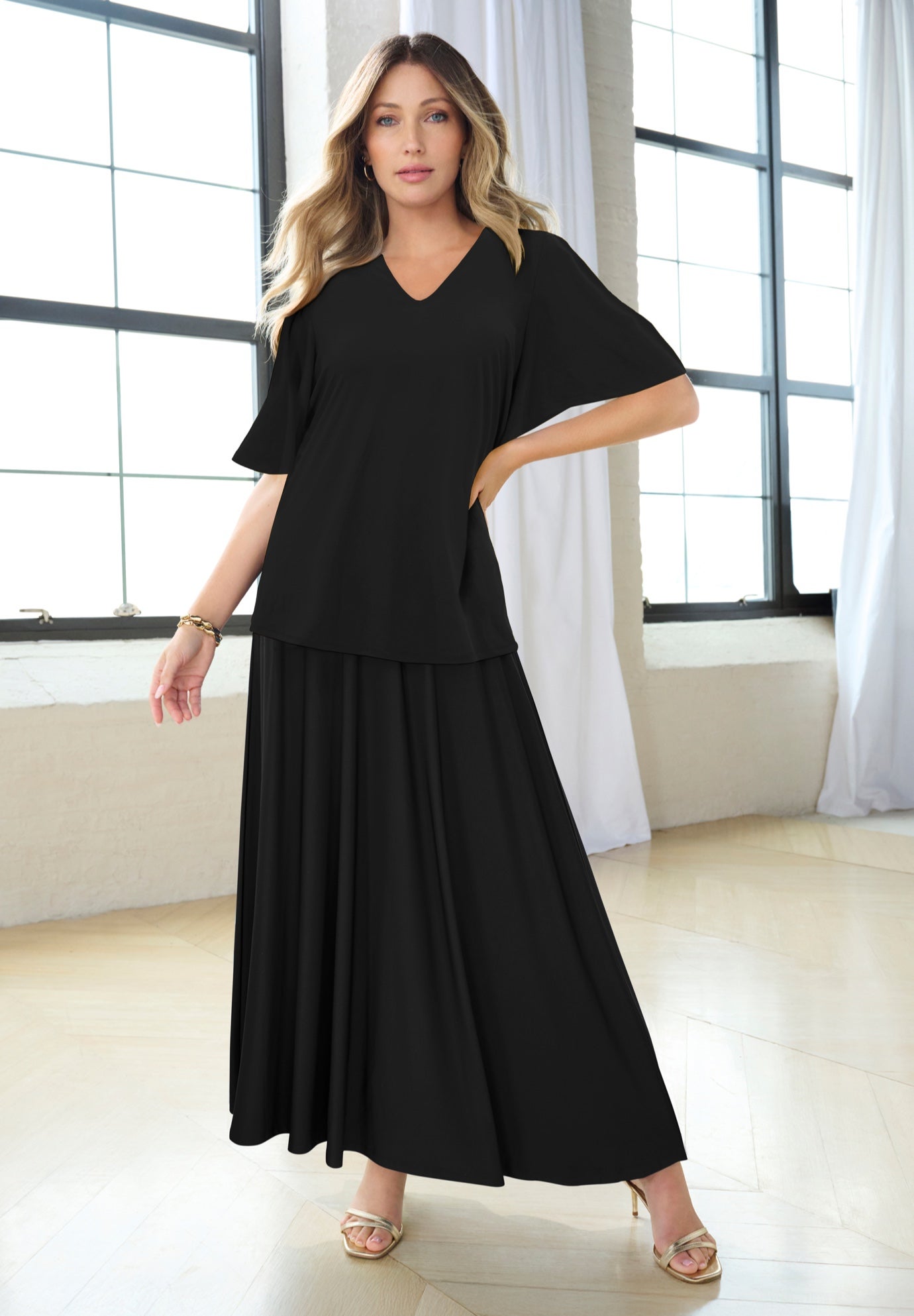 Flutter Sleeve Ultrasmooth&reg; Fabric Tee image number 2