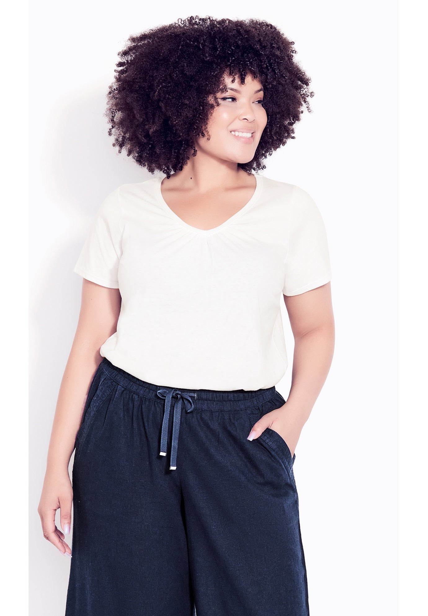Wide Leg Crop Pant image number 2