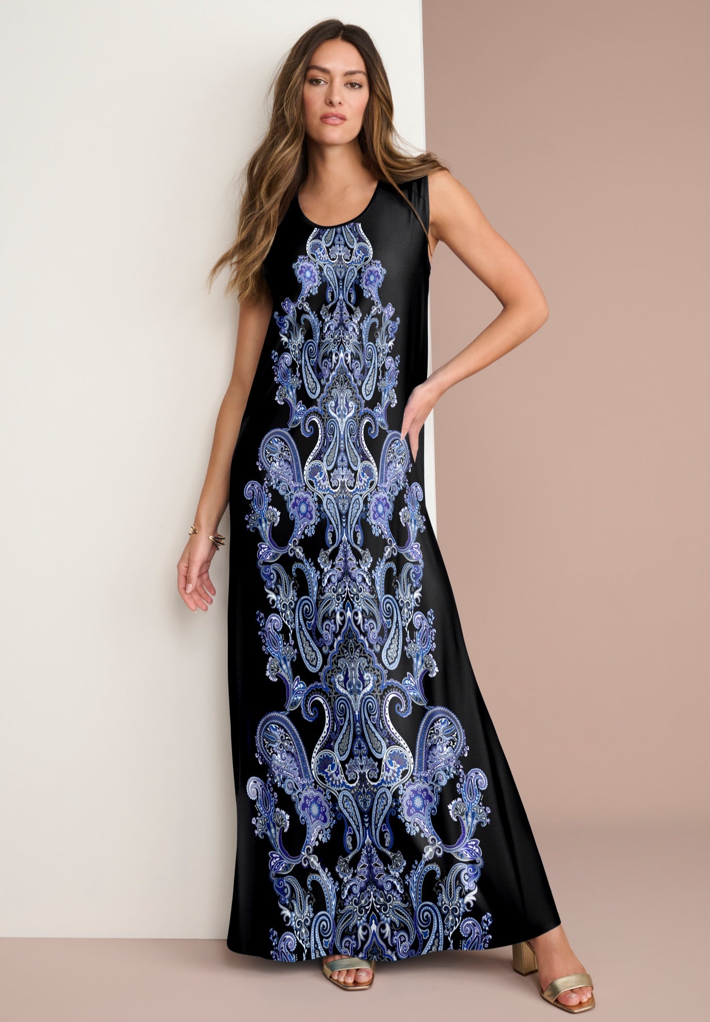 Plus Size Sleeveless Crew Neck Maxi Dress image number 0