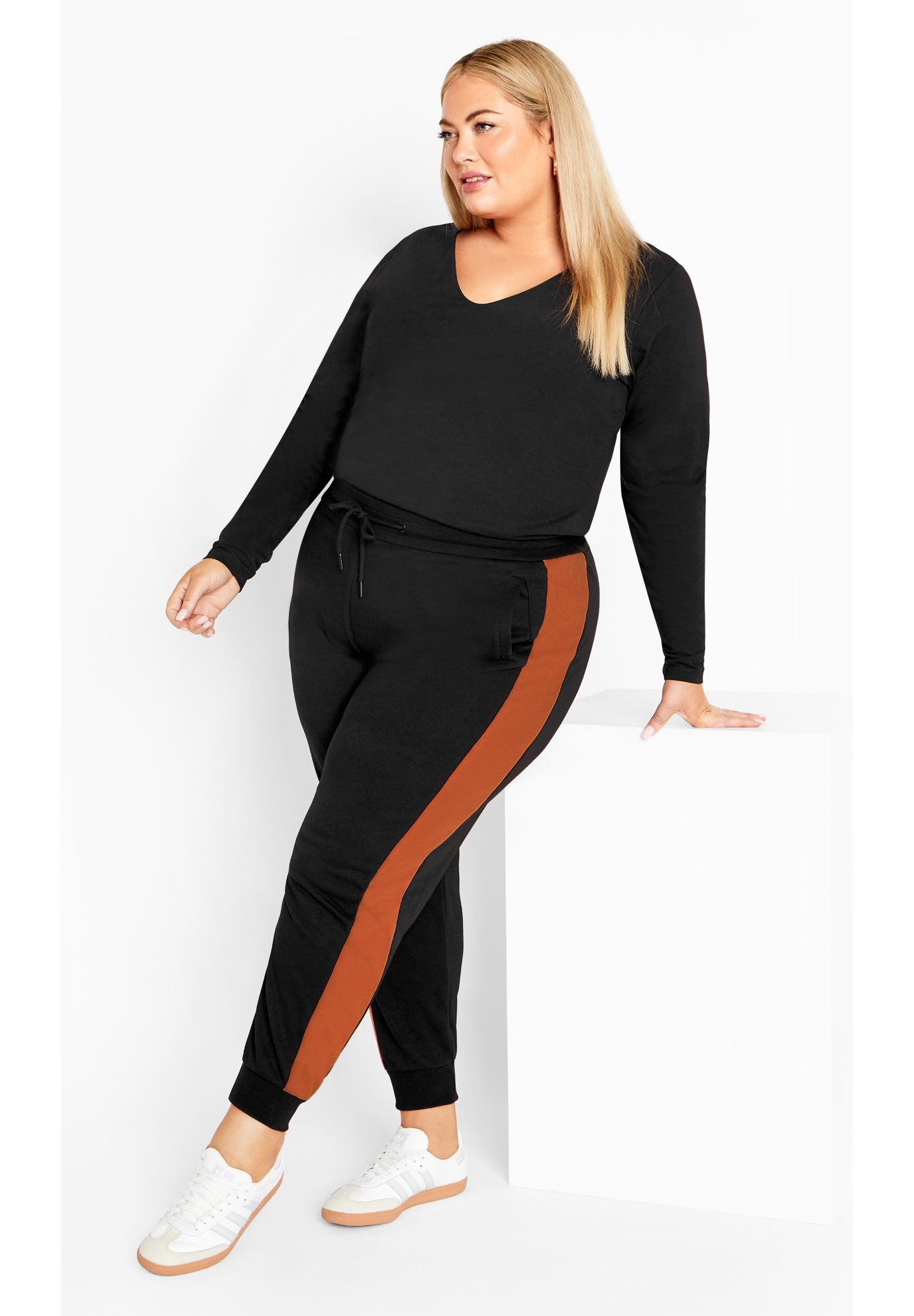 Maddie Sweat Pant image number 1