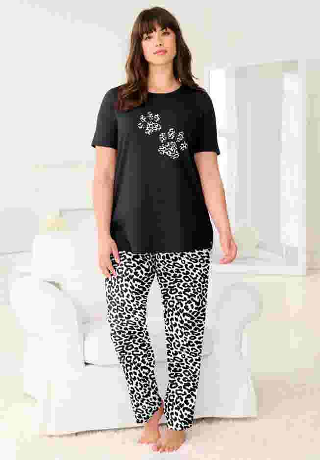 Graphic Tee PJ Set image number 0