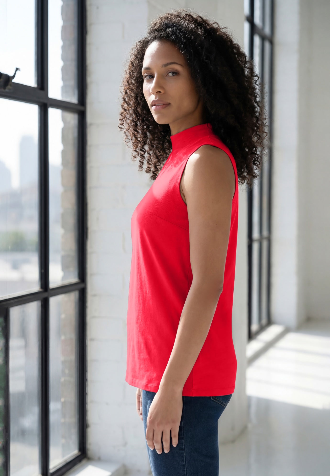 Ultimate Sleeveless Mockneck Tee image number 2