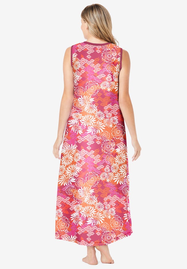 Trapeze V-Neck Lounger image number 1