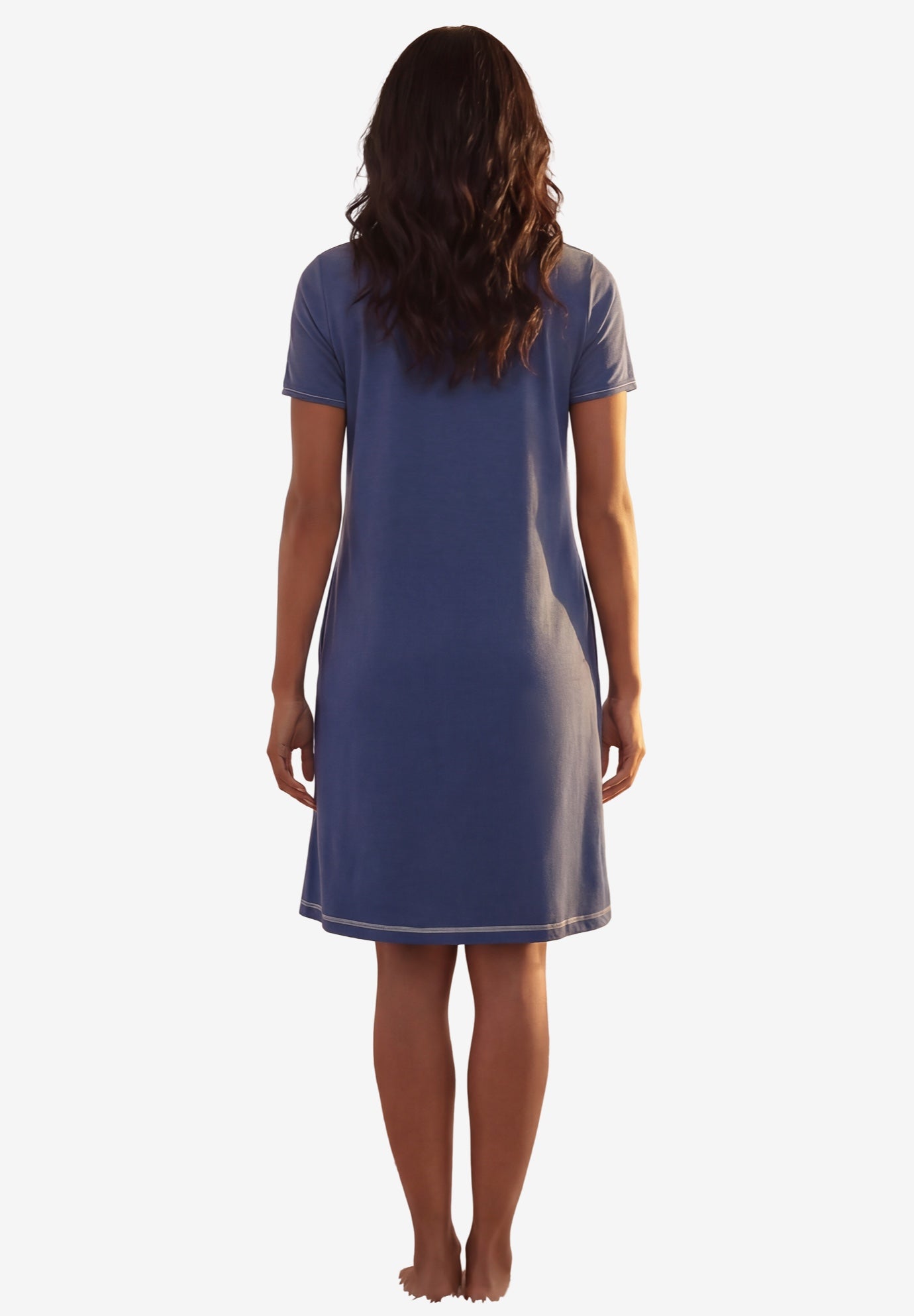 Short T-Shirt Lounger image number 1