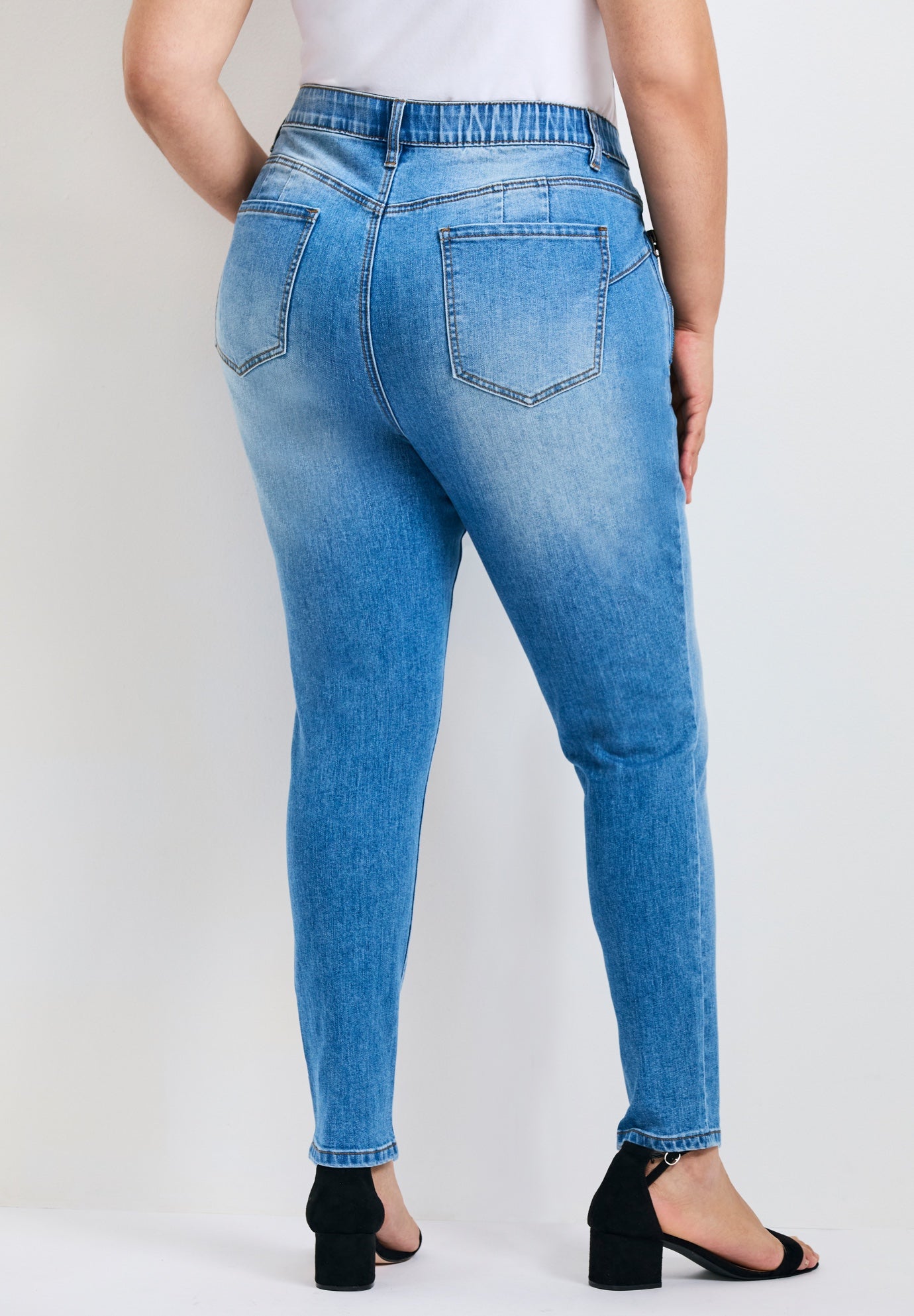 La Luna Zip Detail Skinny Jean image number 1