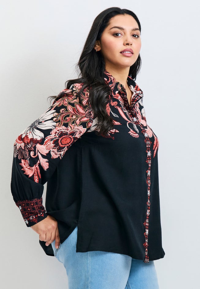 La Luna Button Down Shirt image number 2
