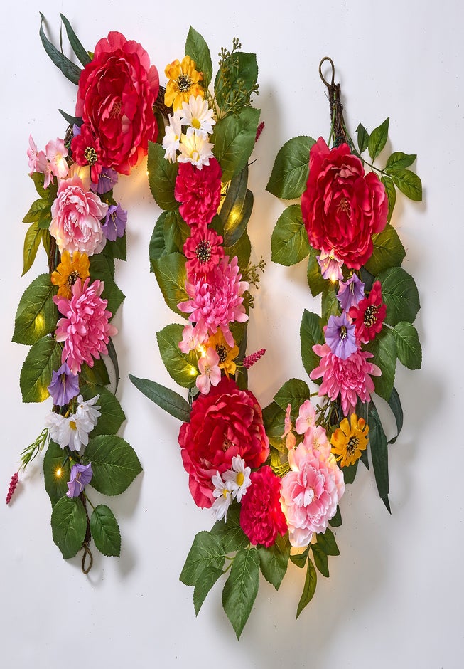 6&rsquo; Pre-Lit Mia Spring Garland image number 2