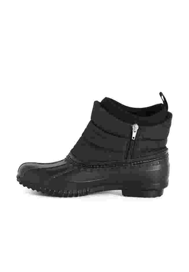 Willa Cold Weather Boot image number 3