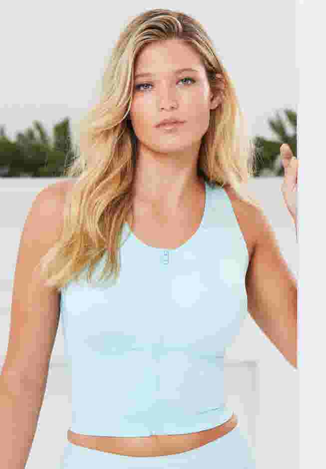 Comfort Choice® Longline Zip-Front Posture Bra image number 0