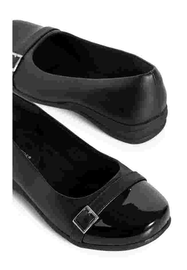 The Julie Slip On Flat image number 5