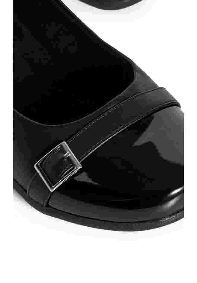 The Julie Slip On Flat image number 6