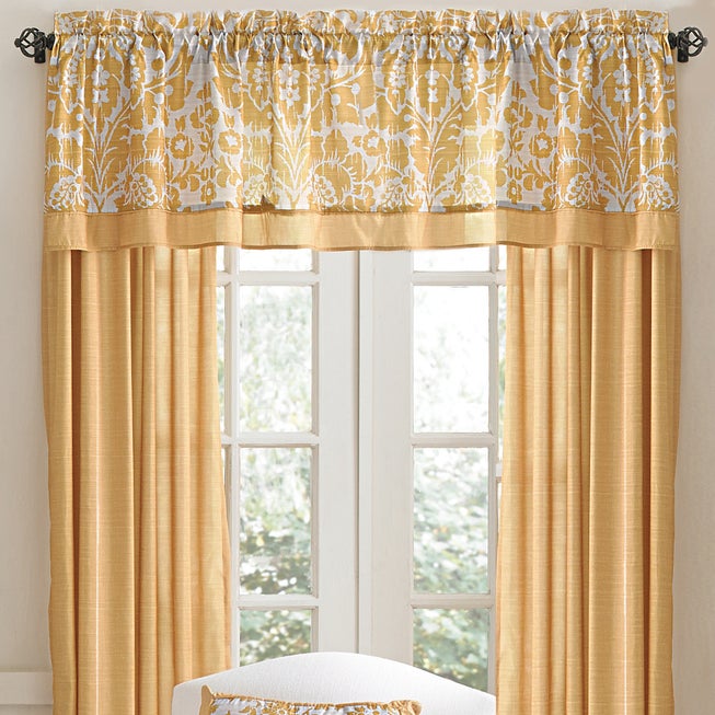 Maggie Valance image number null