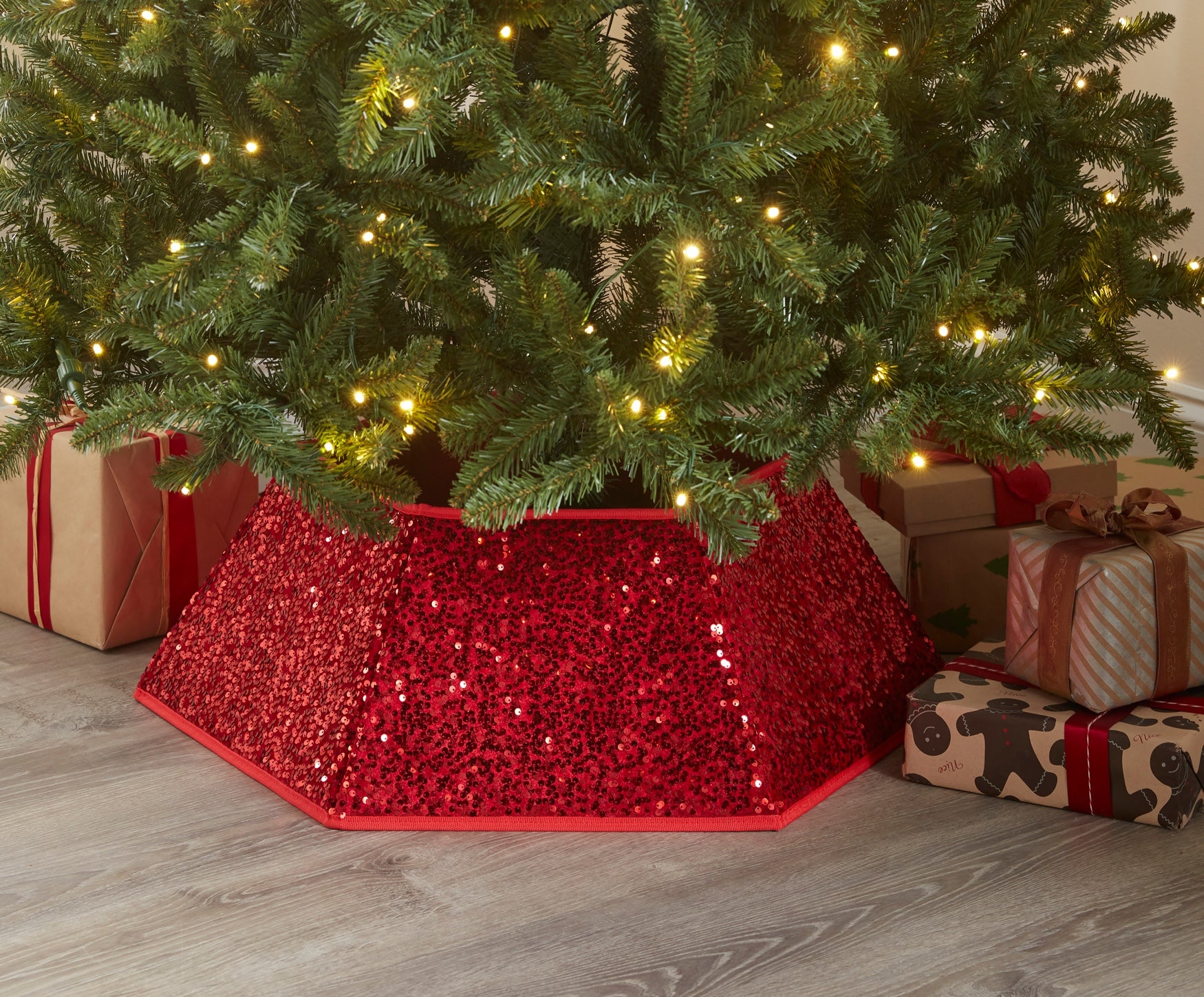 28" Foldable Hexagon Sequin Tree Collar image number 0