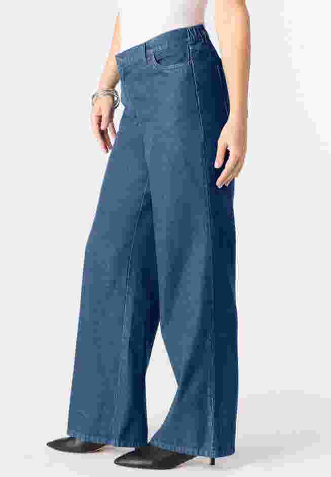 Easy-Wear Wide Leg Jean image number 2